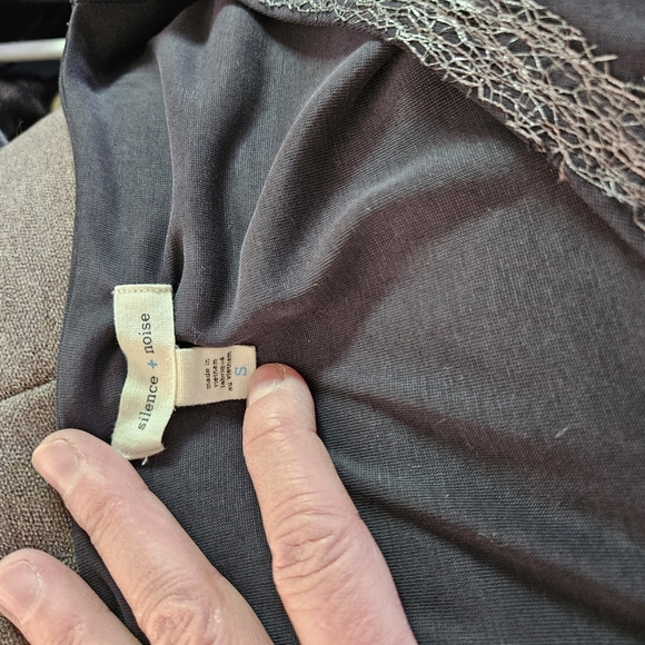 Silence and noise - Picture 2 of 3